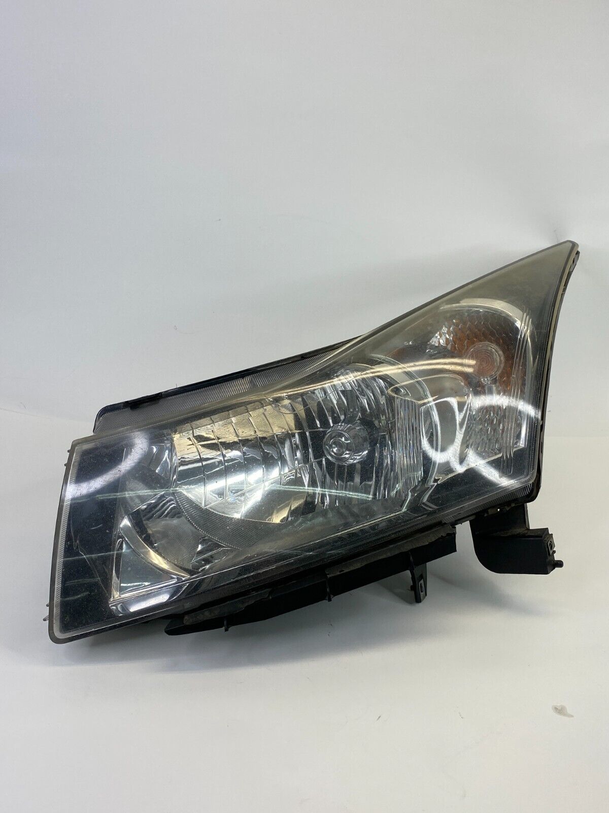 2011-2015 Chevrolet Chevy Cruze Front Left Headlight Headlamp Assembly OEM