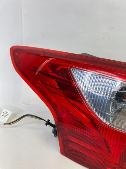 2012-2014 FORD FOCUS SEDAN LEFT DRIVER SIDE OUTER TAILLIGHT LAMP ASSEMBLY OEM