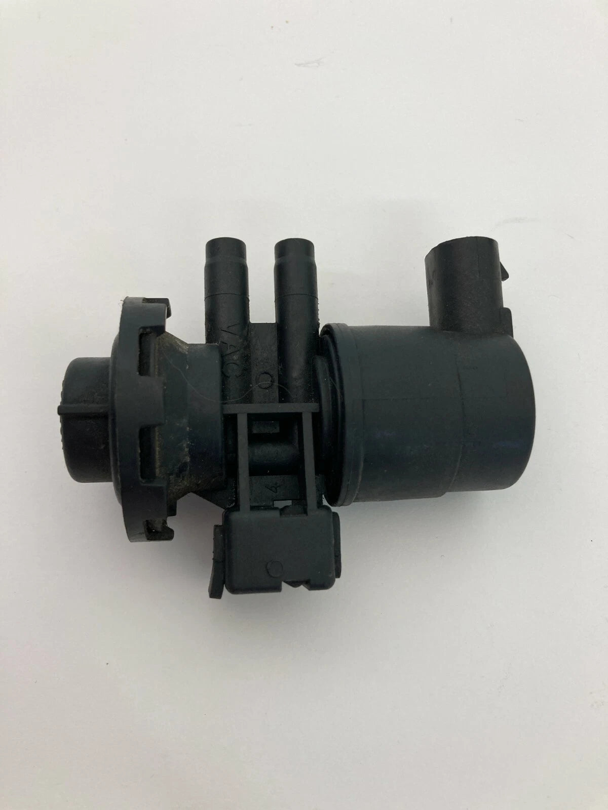 1994-2003 DODGE DAKOTA VACUUM SOLENOID FUEL VAPOR CANISTER PURGE VALVE 4869475AB