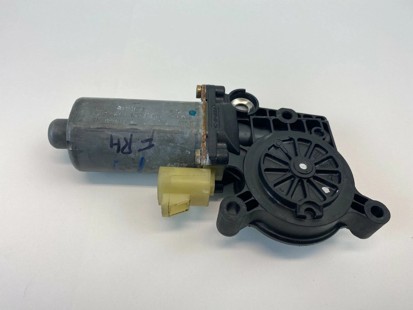 2000-2005 CHEVROLET IMPALA FRONT RIGHT PASSENGER POWER WINDOW MOTOR ASSEMBLY OEM