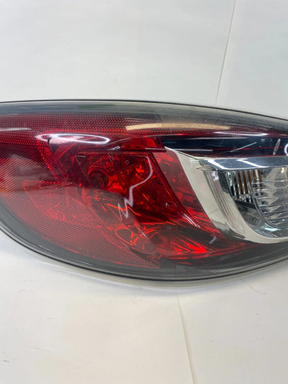 2010-2013 MAZDA 3 SEDAN LEFT DRIVER OUTER QUARTER PANEL TAIL LIGHT TAILLIGHT OEM