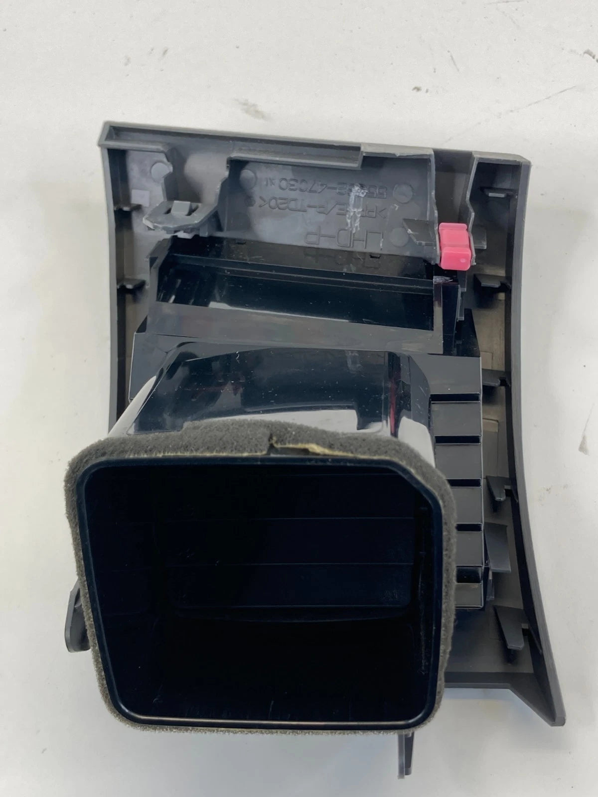 2010-2015 TOYOTA PRIUS DASH RIGHT PASSENGER AIR VENT GRILLE OUTLET 55662-47030