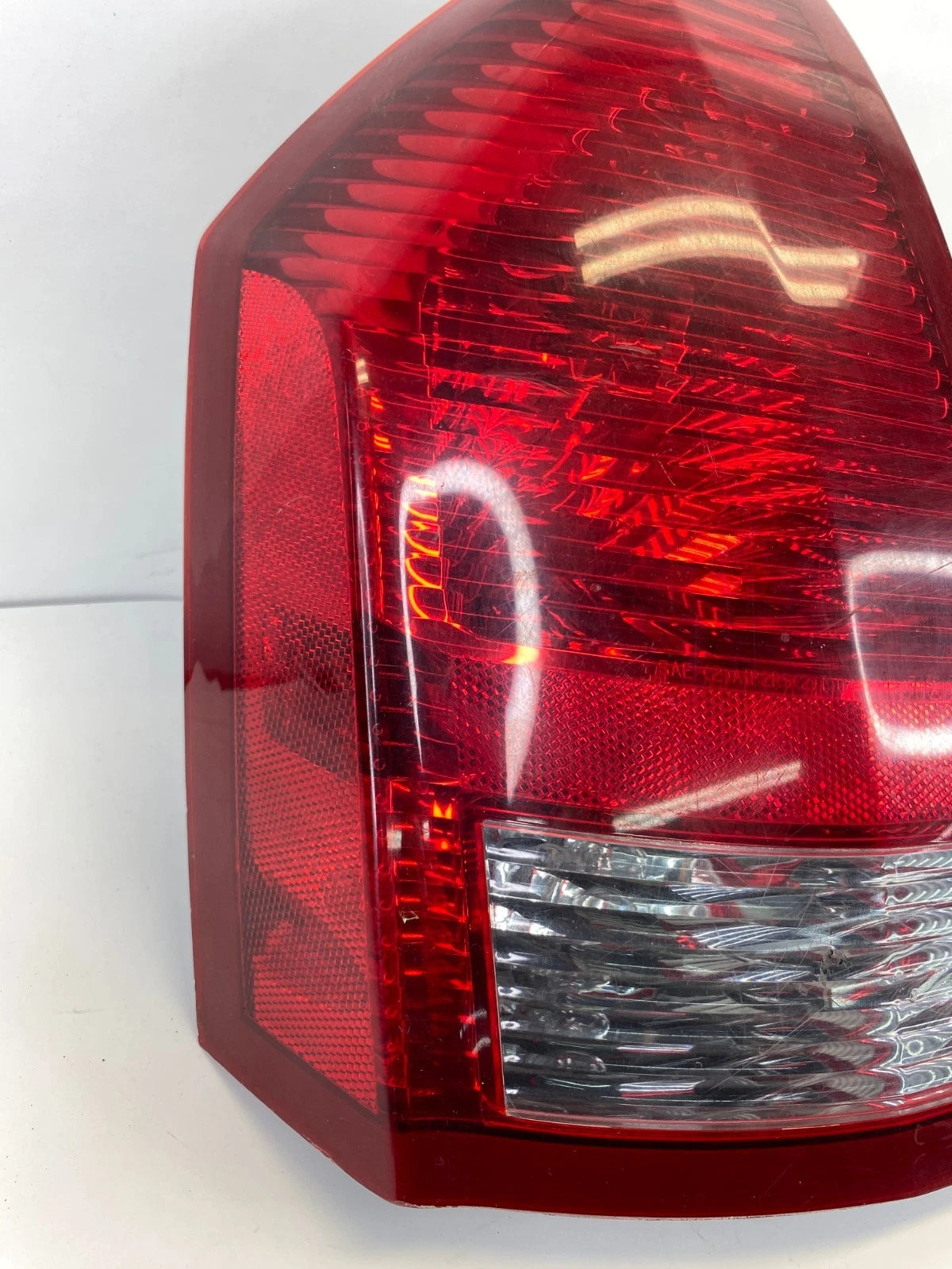 2005-2007 CHRYSLER 300 REAR BRAKE STOP TAILLIGHT LAMP LEFT SIDE LH OEM FACTORY