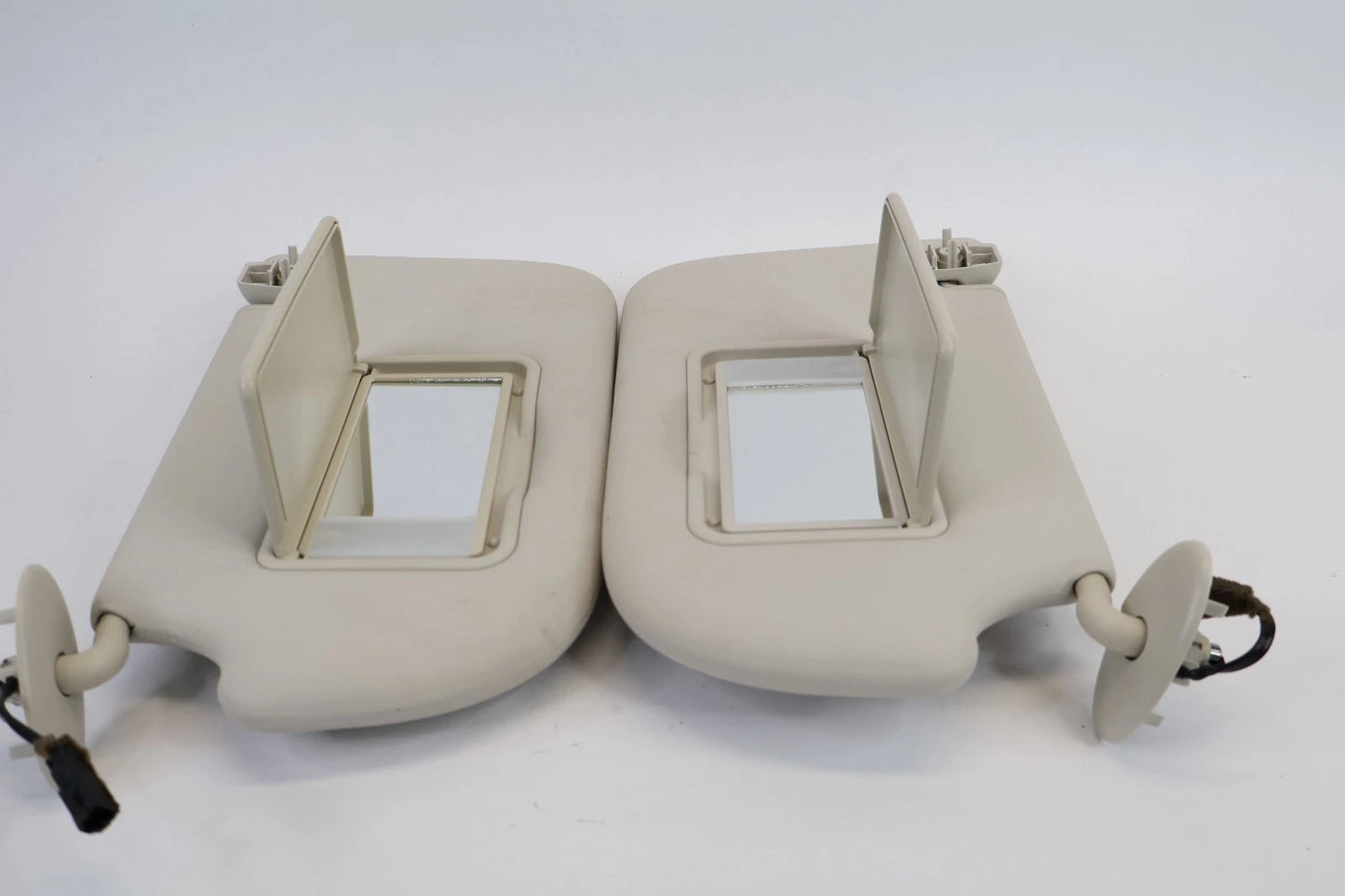 2013-2019 FORD ESCAPE ROOF SUNVISOR SUN VISOR SHADE W/ MIRROR PAIR SET OEM