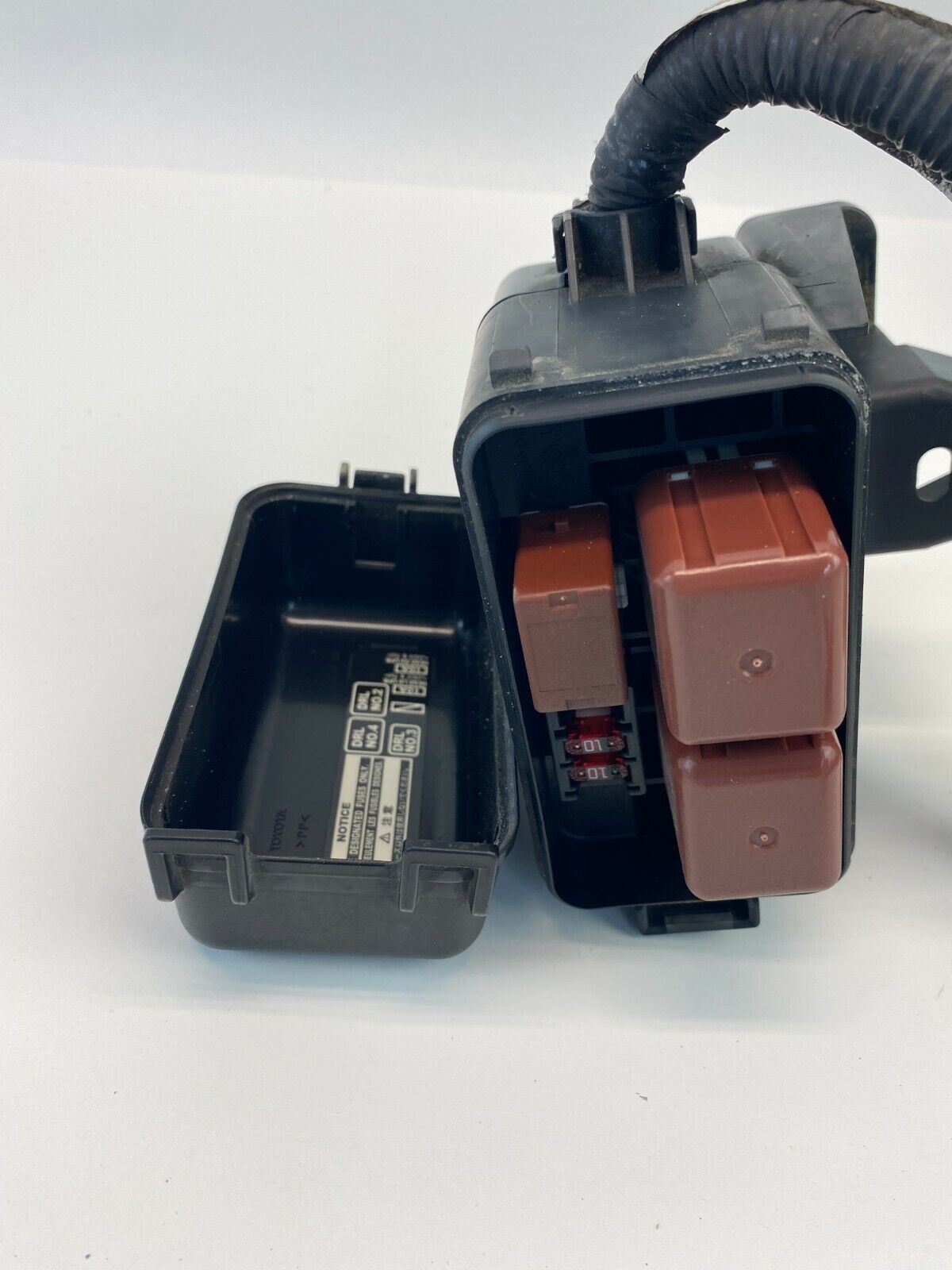 2000-2004 Toyota Avalon 3.0L Engine Small Fuse Box Relay Juntion Block OEM