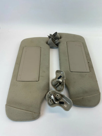 03-06 YUKON ESCALADE TAHOE W SUNROOF LEFT & RIGHT SUNVISOR SUN VISOR SET