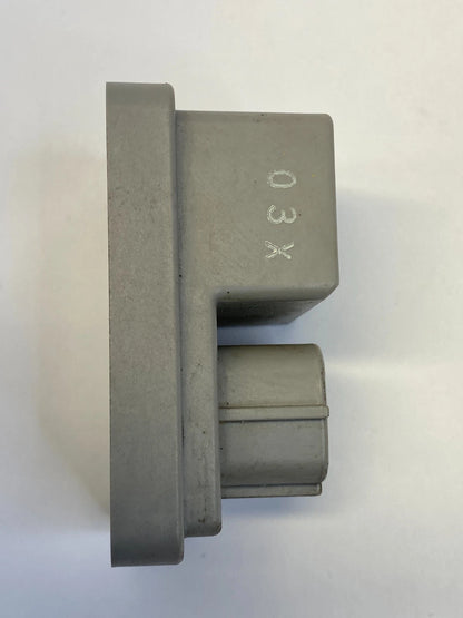 2010-2015 LEXUS IS250 IS350 FRONT HEADLIGHT CLEANER CONTROL RELAY 85942-48020