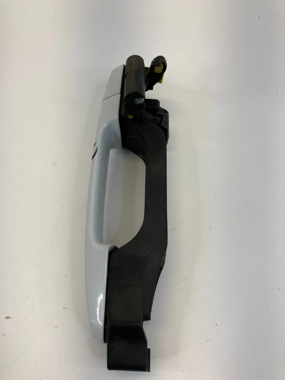 2001-2005 TOYOTA RAV4 REAR RIGHT SIDE EXTERIOR DOOR HANDLE ASSEMBLY OEM