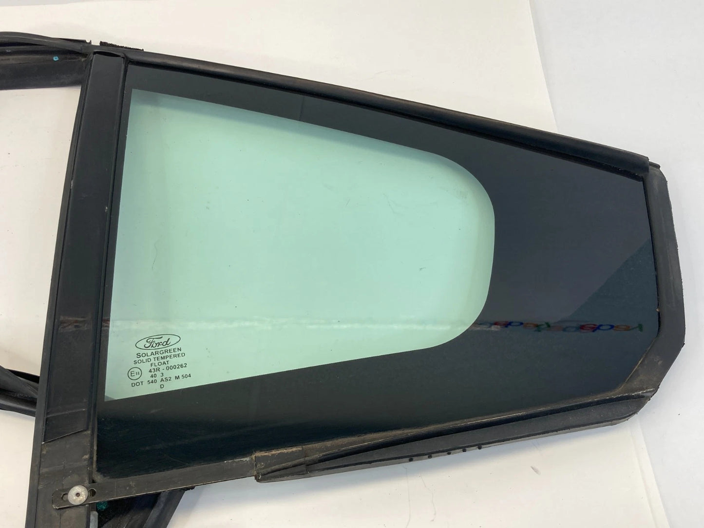 2013-2019 FORD INTERCEPTOR UTILITY REAR LEFT DOOR QUARTER VENT WINDOW GLASS OEM