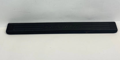 2001-2005 FORD EXPLORER SPORT TRAC FRONT LEFT DOOR SILL STEP SCUFF PLATE TRIM