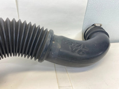 02-07 JEEP LIBERTY 3.7L AIR INTAKE DUCT & UPPER AIR FILTER HOUSING 53013727AA
