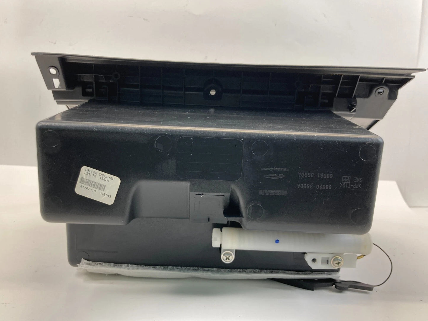 2013-2019 NISSAN SENTRA GLOVE BOX STORAGE COMPARTMENT ASSEMBLY 68520-3SG0A OEM