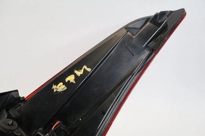 2014-2016 HYUNDAI ELANTRA LEFT DRIVER OUTER TAILLIGHT TAIL LIGHT LAMP 92401-3X2