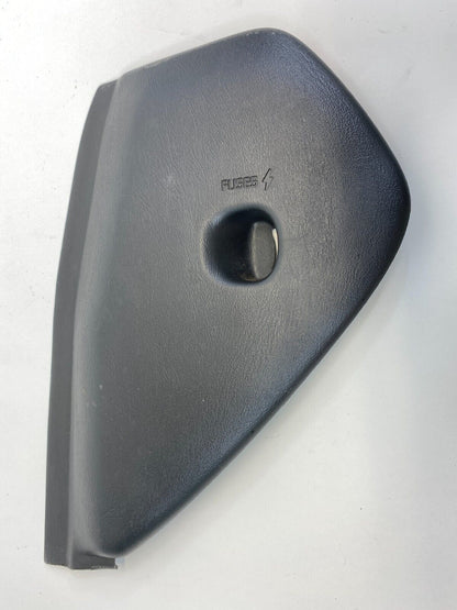 2001 2002 2003 Chevrolet Monte Carlo Dash Left Side End Cap Cover Lid 10405339