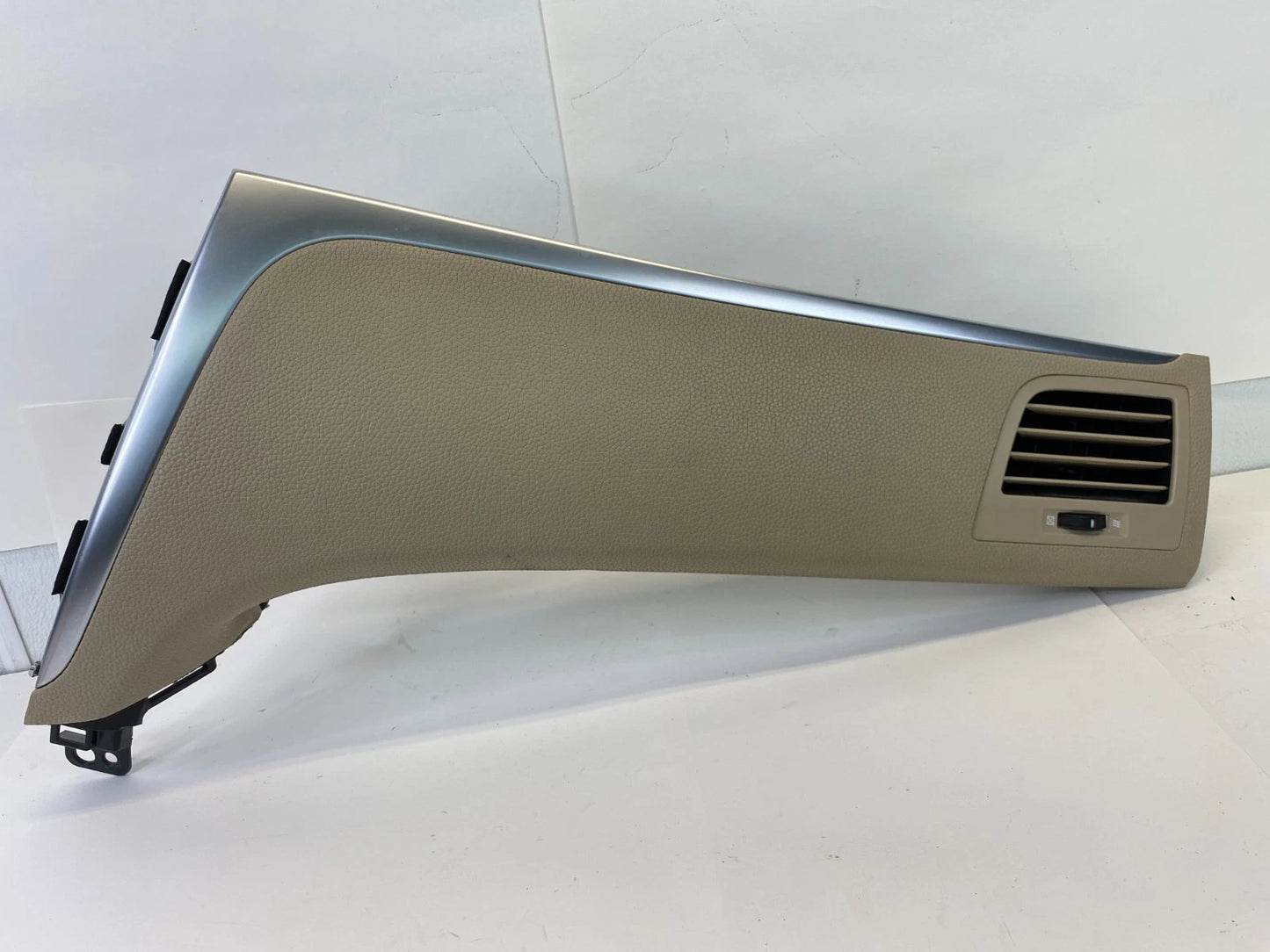 2010-2013 SUZUKI KIZASHI FRONT RH DASHBOARD AC AIR VENT COVER TRIM OEM 7385157L1