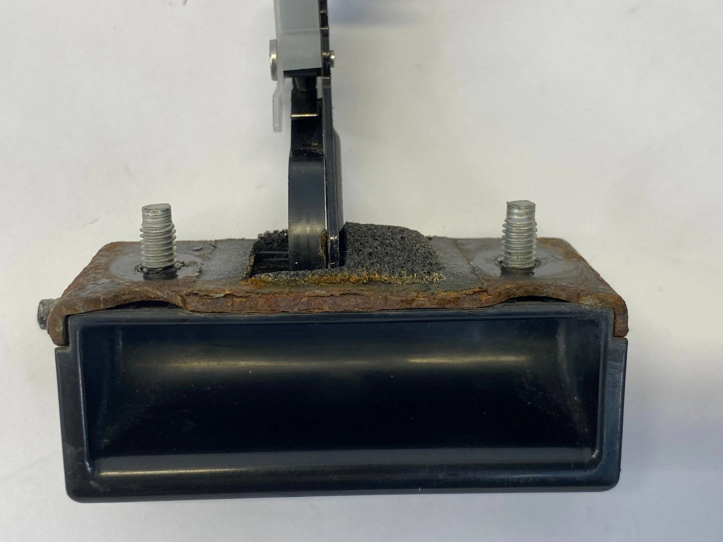 2005-2010 HONDA ODYSSEY REAR OUTSIDE TAILGATE LIFTGATE OPENER HANDLE OEM FACTORY