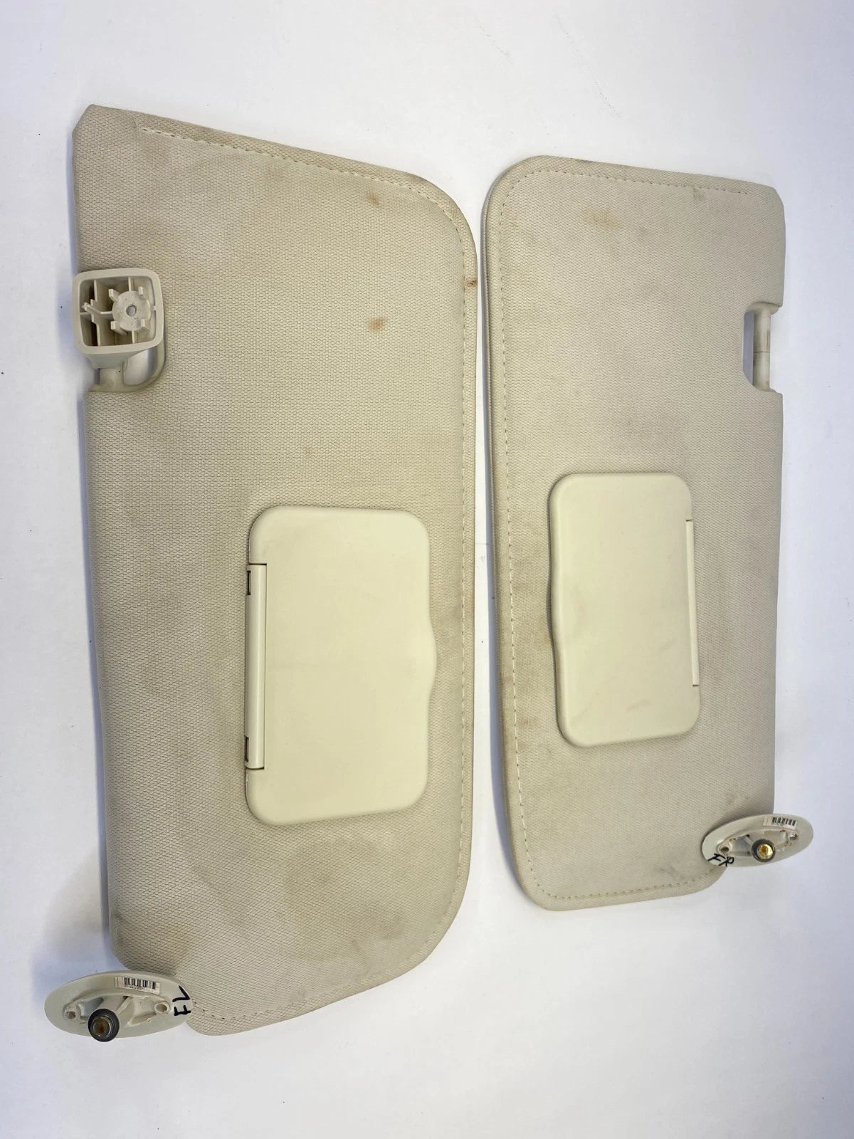 2008 2009 FORD ESCAPE MERCURY MARINER SUN VISOR W/ MIRROR ASSEMBLY OEM