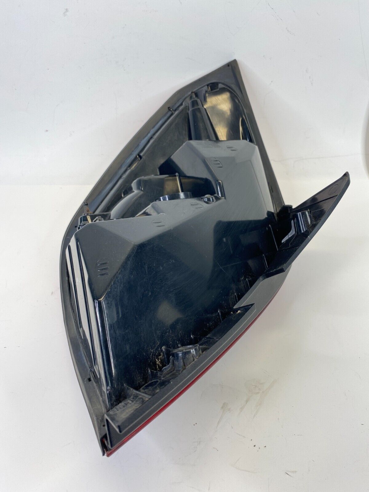 2013-2015 Chevrolet Captiva Sport Rear Right Side Tail Light Taillight Lamp Assy