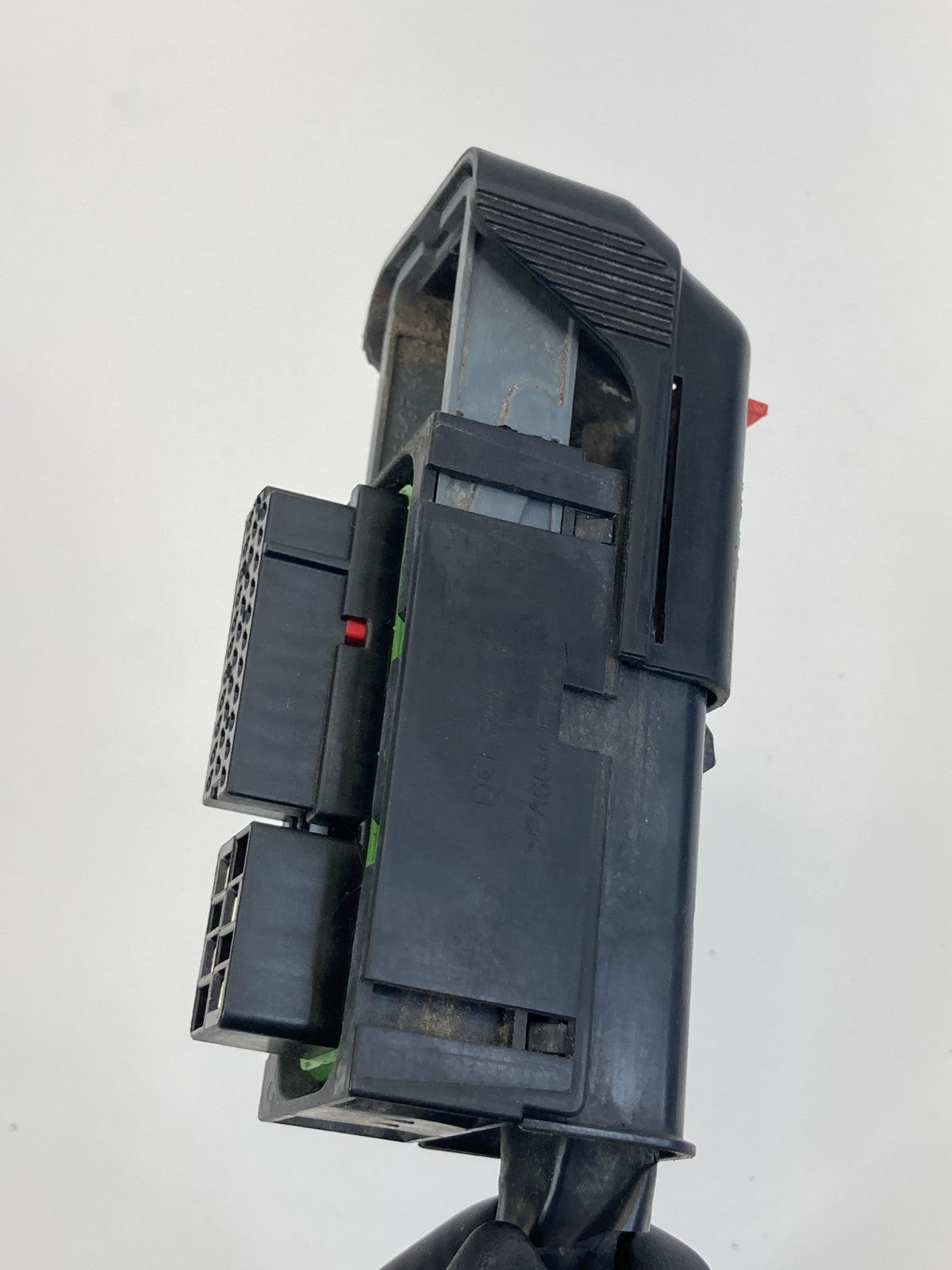 05-10 Chevrolet Monte Carlo 3.8L A/T ABS Anti Lock Brake Pump Plug Connector OEM