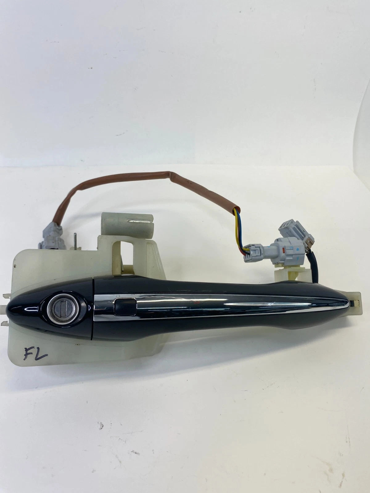 2014 2015 KIA OPTIMA SEDAN FRONT LEFT DRIVER SIDE EXTERIOR DOOR HANDLE ASSY OEM