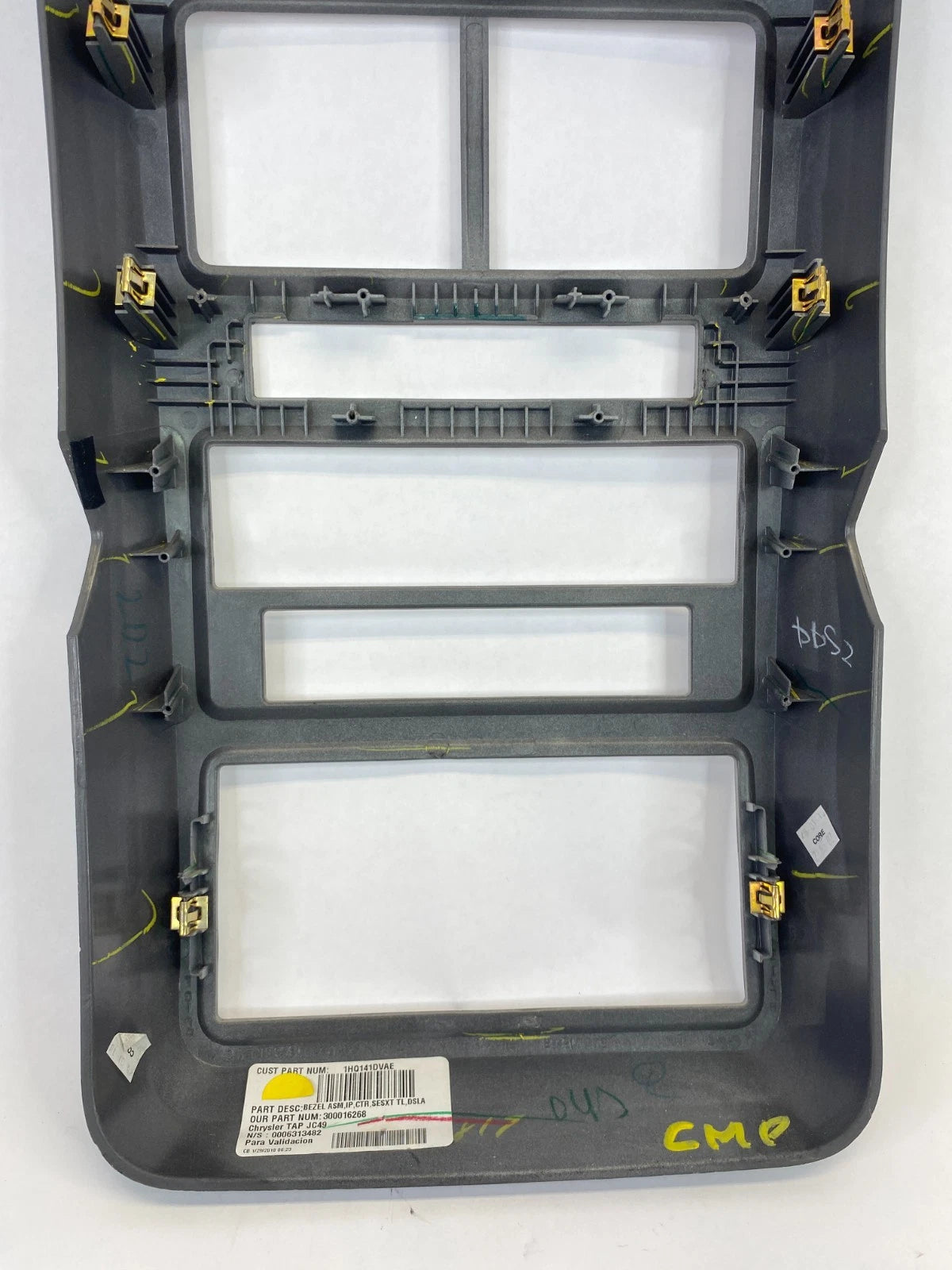 2009 2010 DODGE JOURNEY CENTER DASH RADIO CLIMATE COVER TRIM BEZEL 300016268 OEM