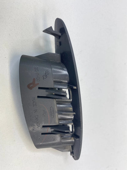00-07 FORD TAURUS RIGHT WINDSHIELD DEFROSTER NOZZLE VENT GRILLE YF1X-54045A76
