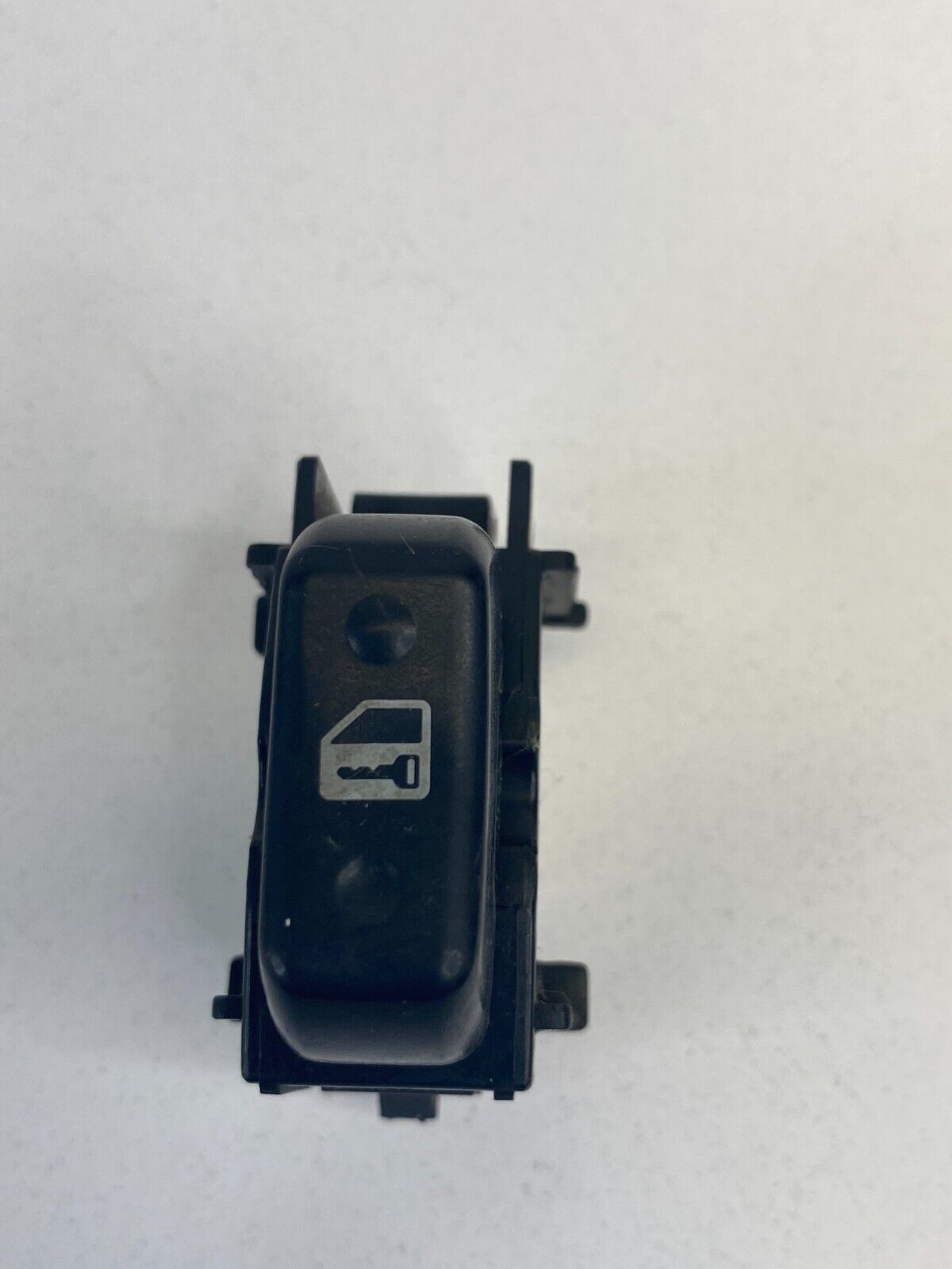 2003-2008 Toyota Matrix Front Right Passenger Door Lock Button Switch OEM