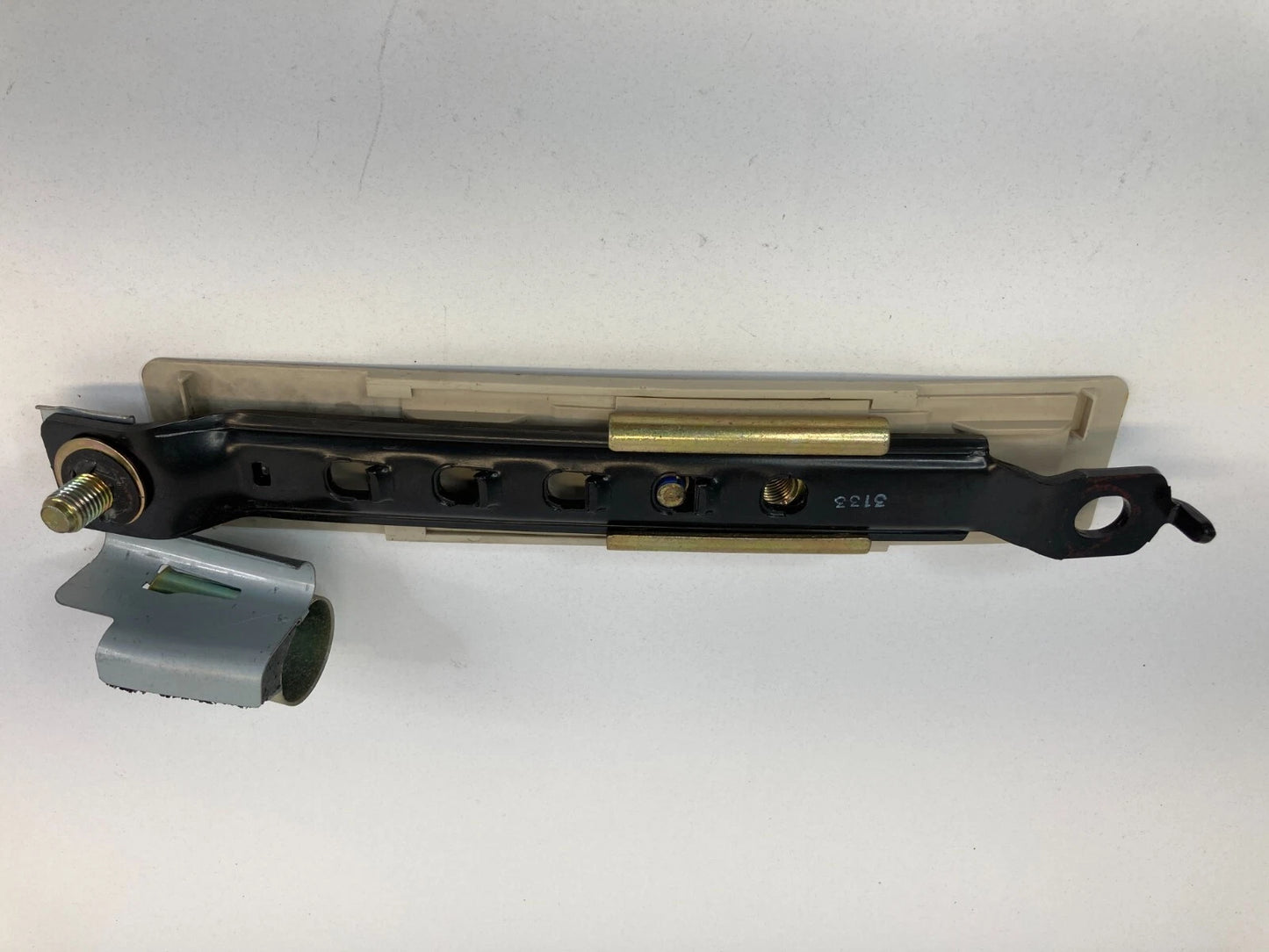 2002-2004 SUBARU OUTBACK WAGON FRONT LEFT DRIVER SEAT BELT ADJUSTER LH OEM