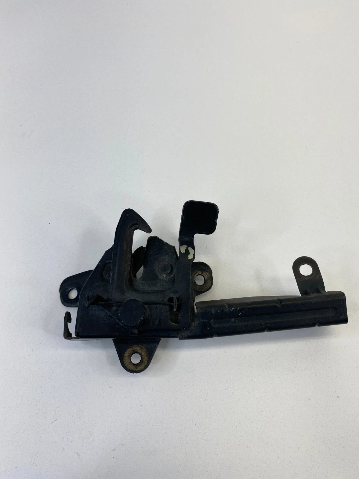 10 11 12 13 KIA FORTE SEDAN FRONT HOOD LOCK LATCH RELEASE ASSEMBLY OEM
