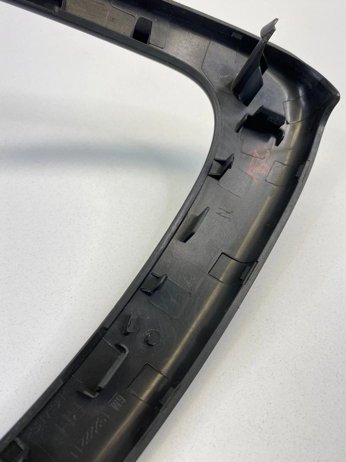 2011 11 BUICK REGAL REAR RIGHT BACK SIDE DOOR PULL HANDLE COVER 13222211 OEM