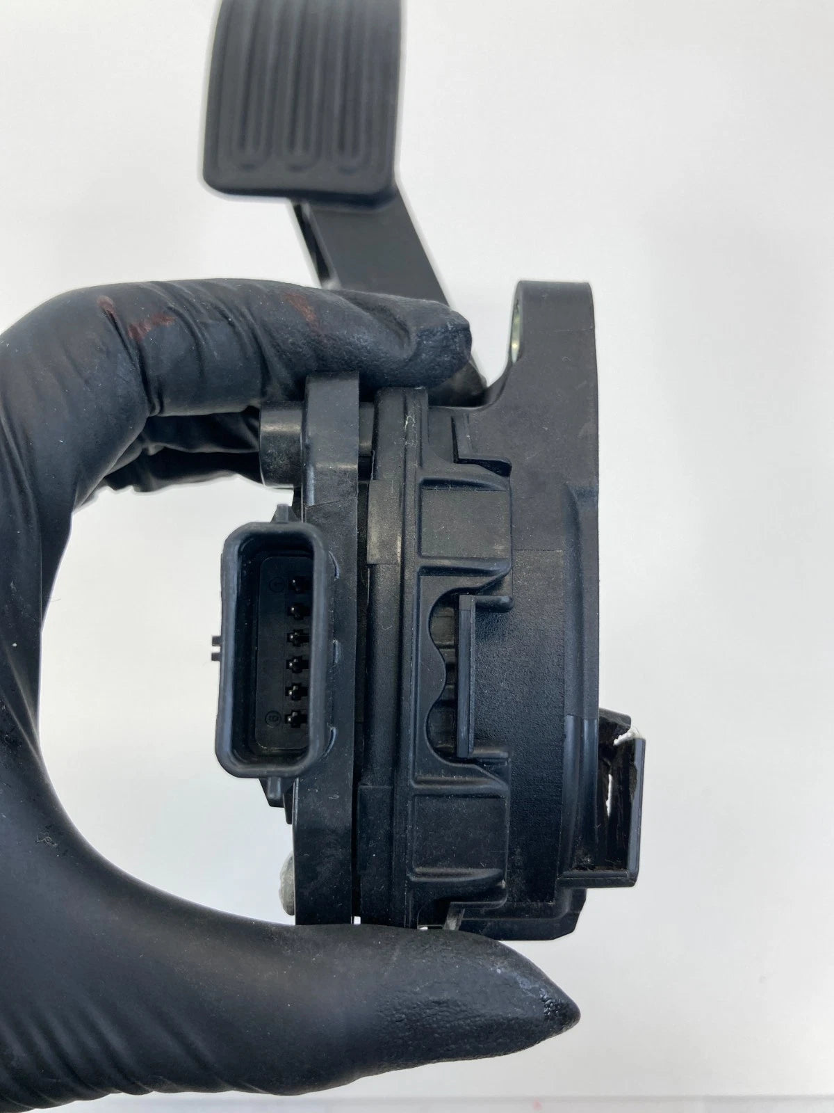 2013-2018 NISSAN ALTIMA GAS ACCELERATOR PEDAL TRAVEL SENSOR 18002-3TA0B OEM