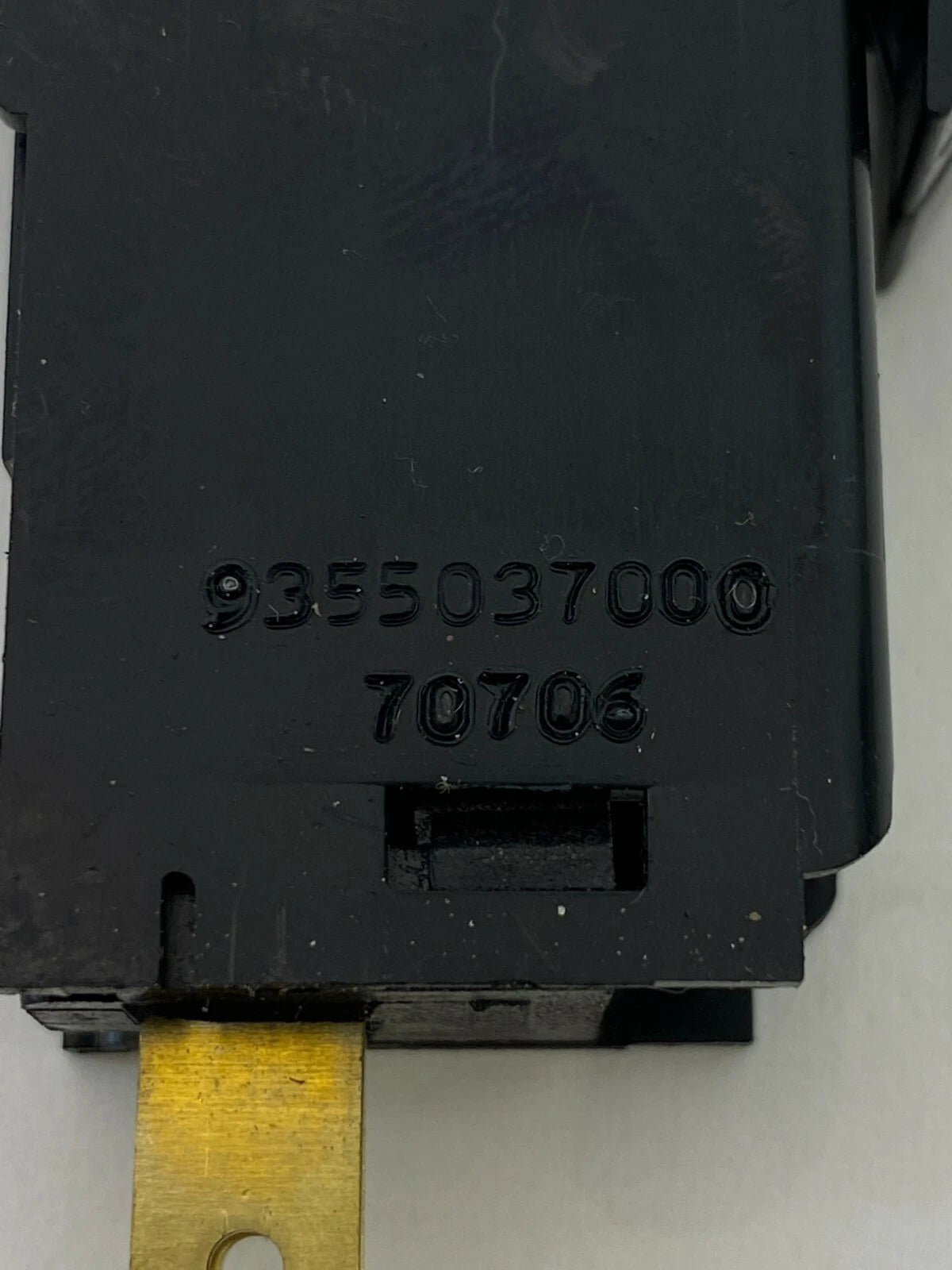 2006-2017 HYUNDAI AZERA TRUNK LID OPENER ON OFF LOCK SWITCH 9355037000 OEM