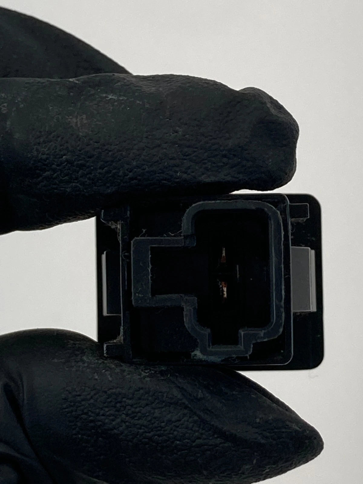 07-18 TOYOTA AVALON 09-19 COROLLA SET TIRE PRESSURE RESET SWITCH BUTTON 15A644