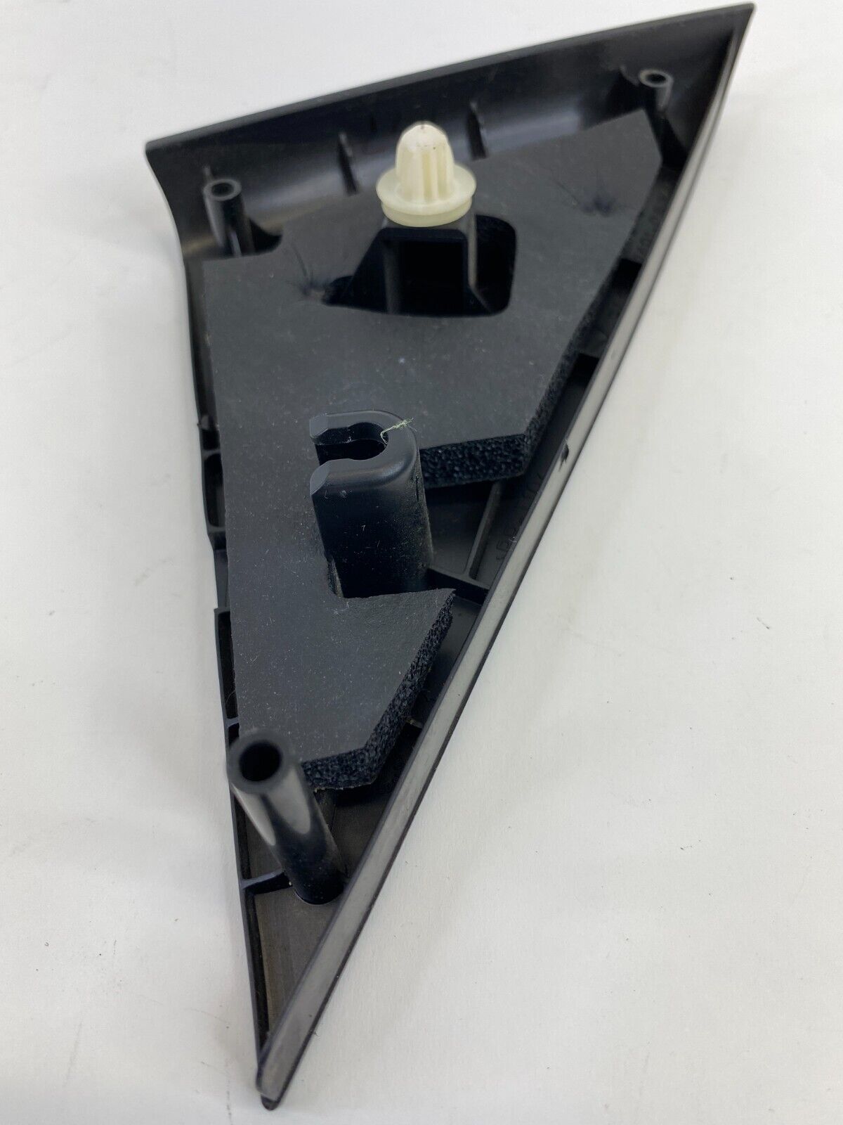 07-11 Toyota Camry Front Right Interior Door Mirror Corner Cover Trim 6749106040