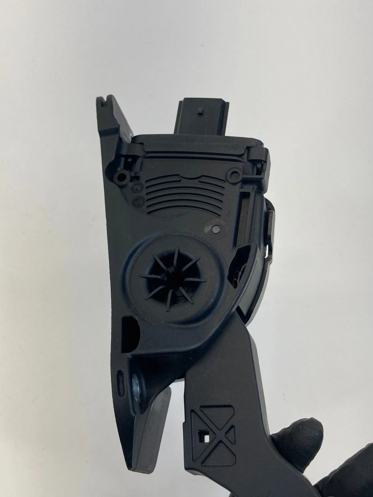 2012-2018 FORD FOCUS 2.0L ACCELERATOR GAS PEDAL ASSEMBLY BV61-9F836-AB OEM