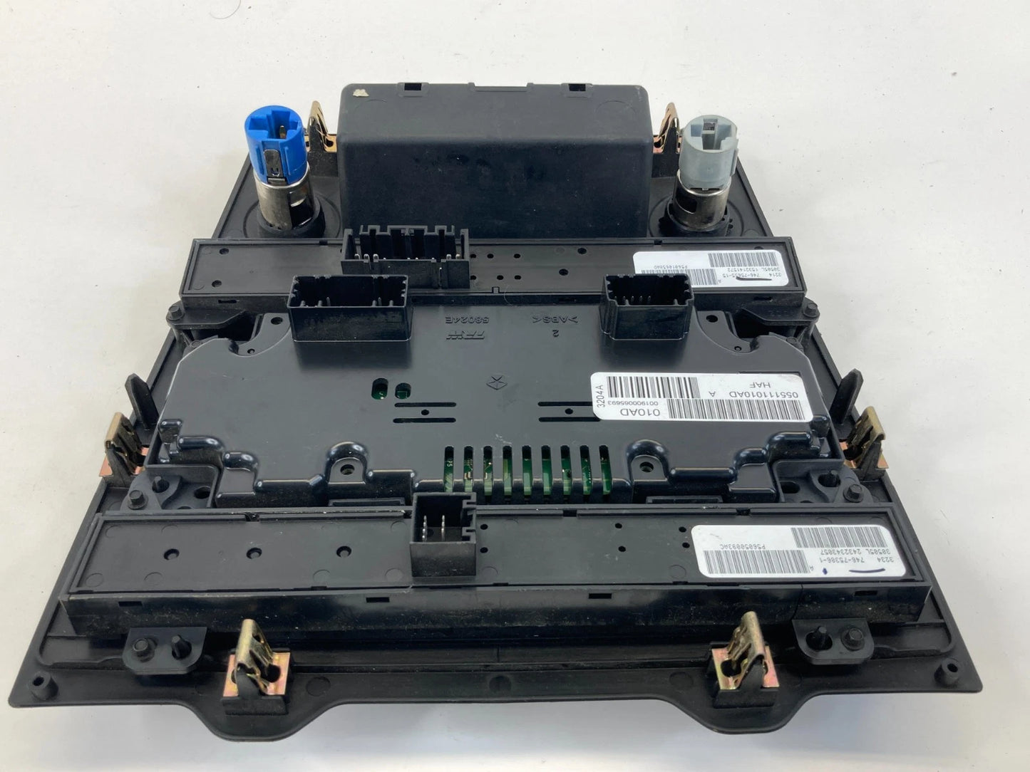 2005-2007 JEEP GRAND CHEROKEE A/C HEATER CLIMATE CONTROL PANEL BEZEL 56050093AC