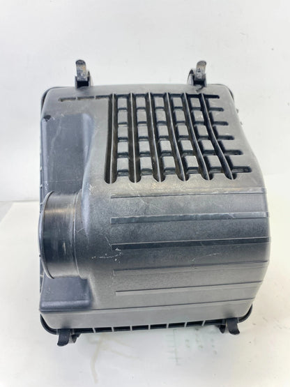11-15 Kia Optima 2.4L FWD Air Filter Intake Cleaner Box Housing Assy 28110-3Q100