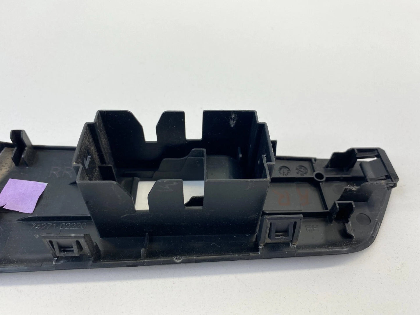 2009-2013 TOYOTA MATRIX REAR RIGHT BACK SIDE WINDOW SWITCH TRIM COVER OEM