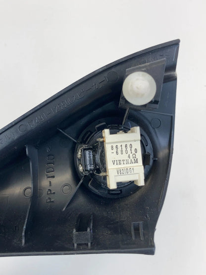 2008-2015 SCION FRONT RIGHT DOOR CORNER COVER W/ TWEETER 67491-12550 OEM