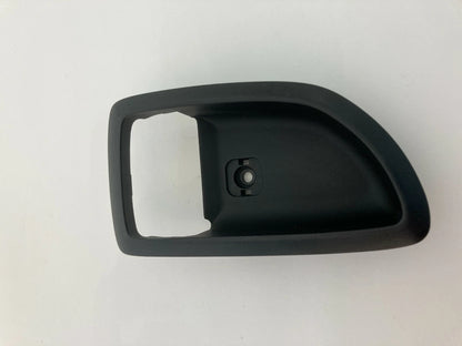 2004-2006 KIA AMANTI REAR RH PASSENGER INTERIOR DOOR HANDLE BEZEL OEM 826213F000