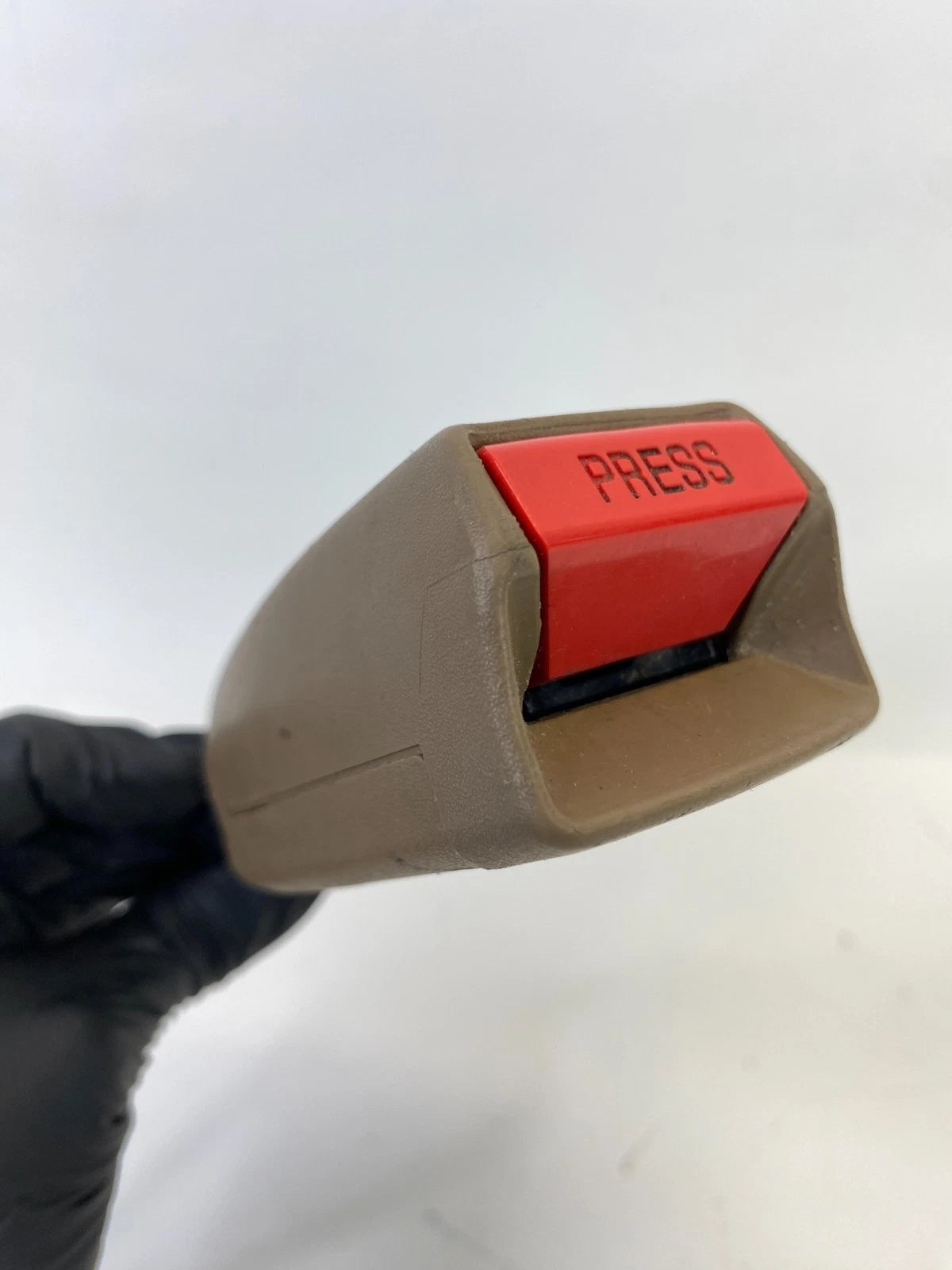 03 04 05 06 07 08 HONDA PILOT FRONT RIGHT PASSENGER SIDE SEAT BELT BUCKLE OEM