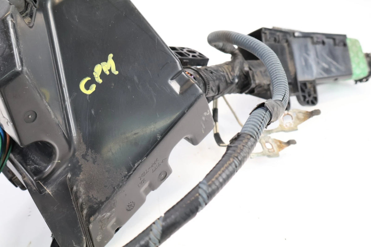 2007-2012 TOYOTA YARIS 1.5L L4 A/T ENGINE COMPARTMENT FUSE BOX JUNCTION BLOCK