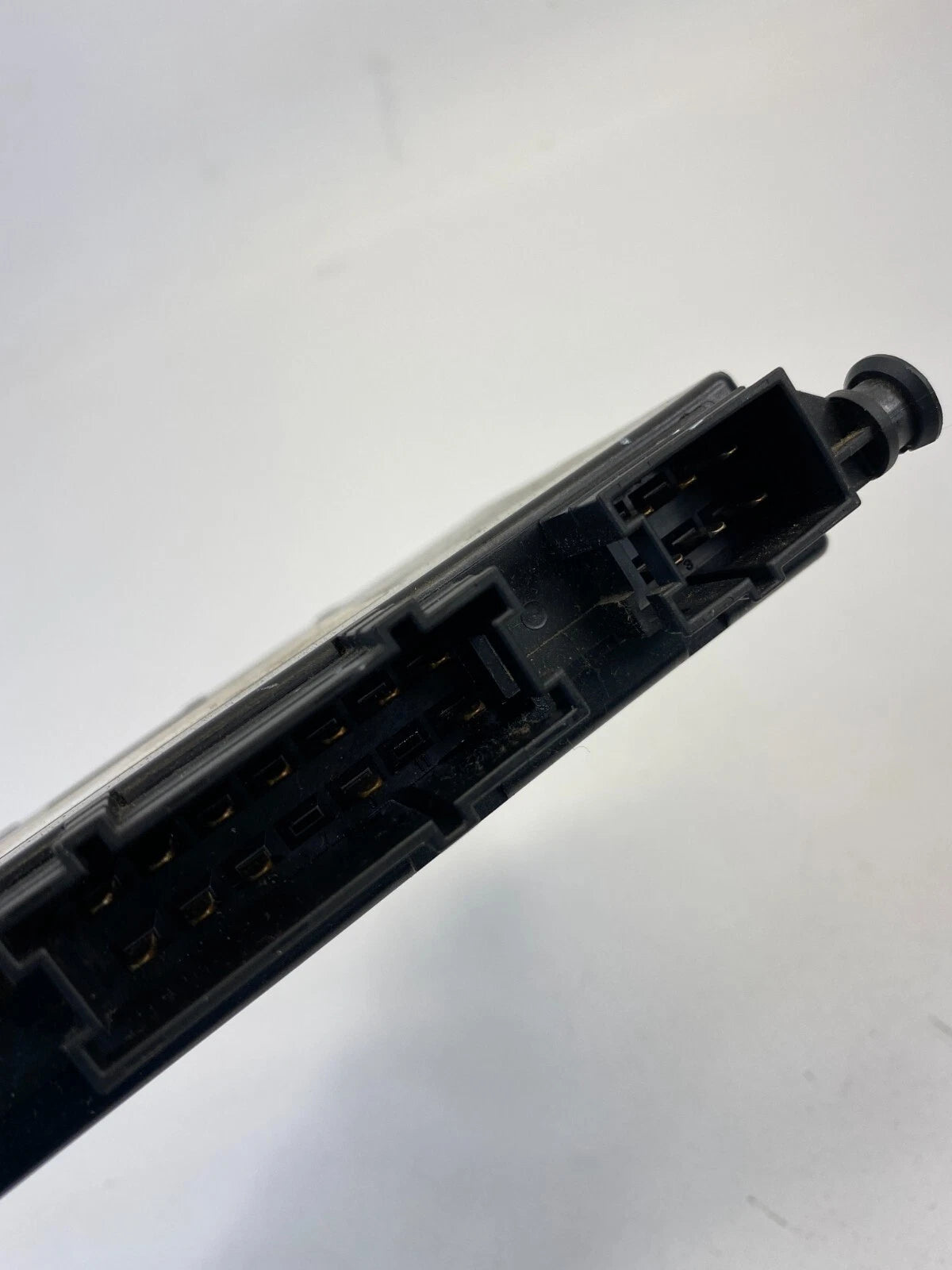 2006-2011 MERCEDES-BENZ ML350 FRONT RIGHT SEAT CONTROL MODULE OEM 2118705026