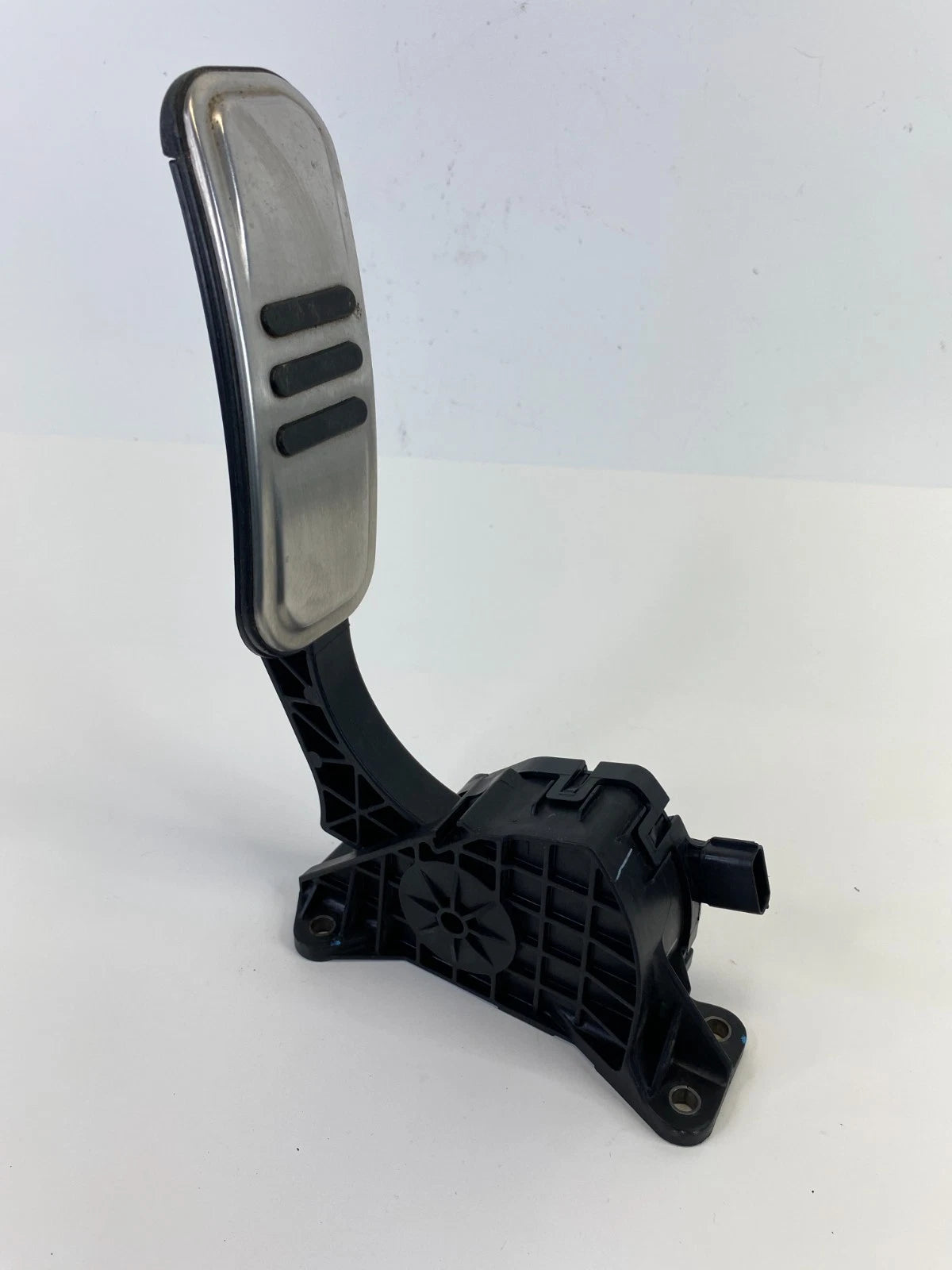 2010-2012 FORD TAURUS ACCELERATOR GAS PEDAL SENSOR AA53-9F836-BA OEM