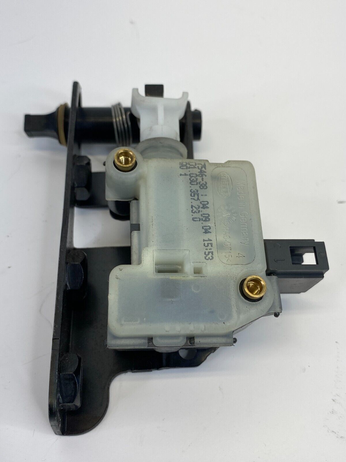 2003-2012 Land Rover Range Rover Trunk Left Tailgate Lock Latch Actuator Switch