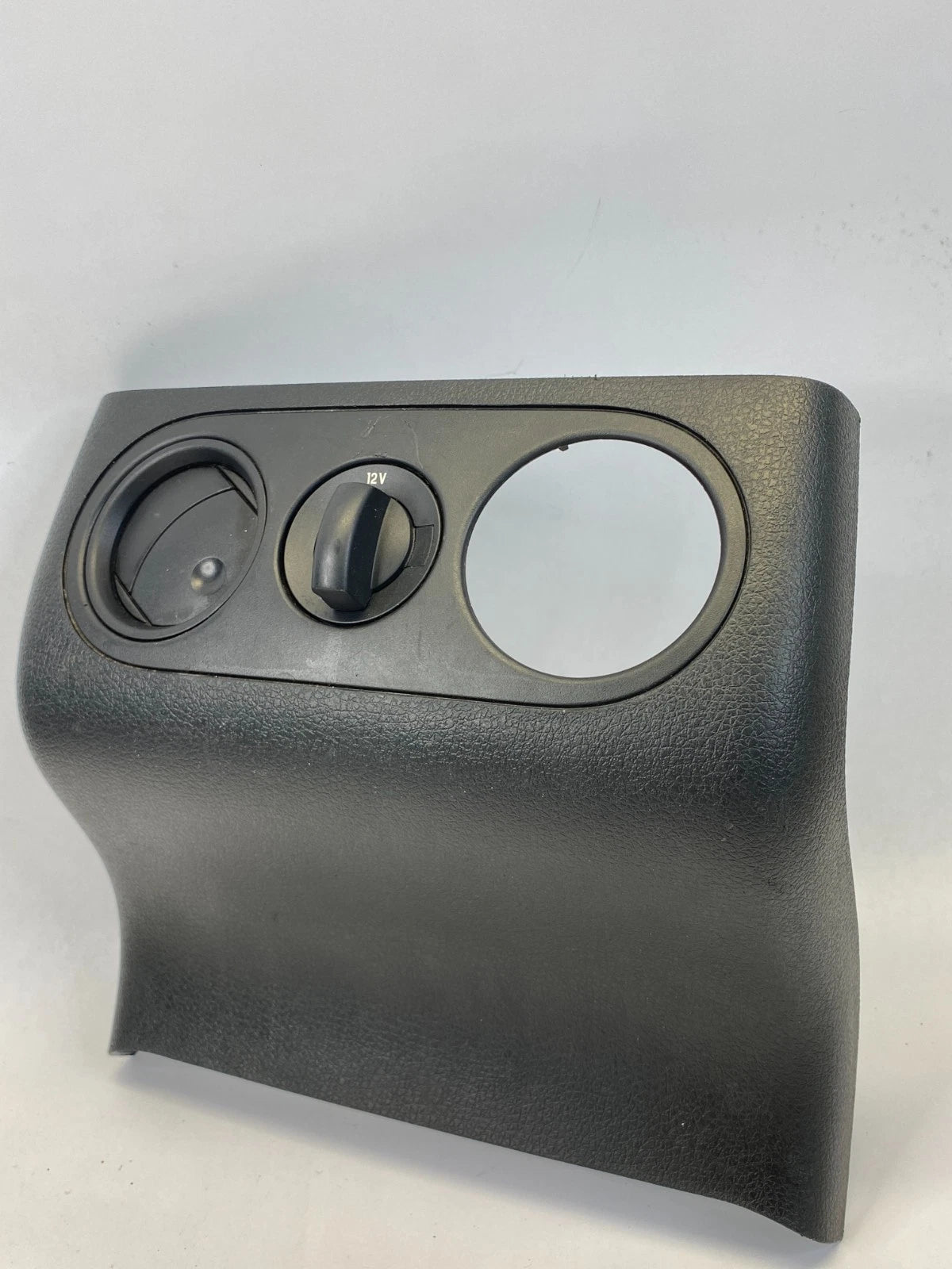 2004-2008 Ford F-150 REAR CENTER CONSOLE AIR VENT POWER OUTLET PANEL TRIM