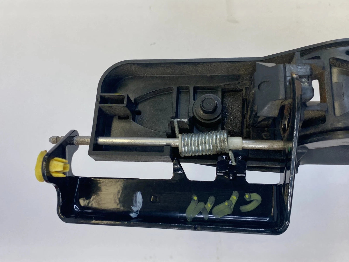 2008-2012 FORD ESCAPE FRONT RIGHT PASSENGER SIDE EXTERIOR DOOR HANDLE OEM
