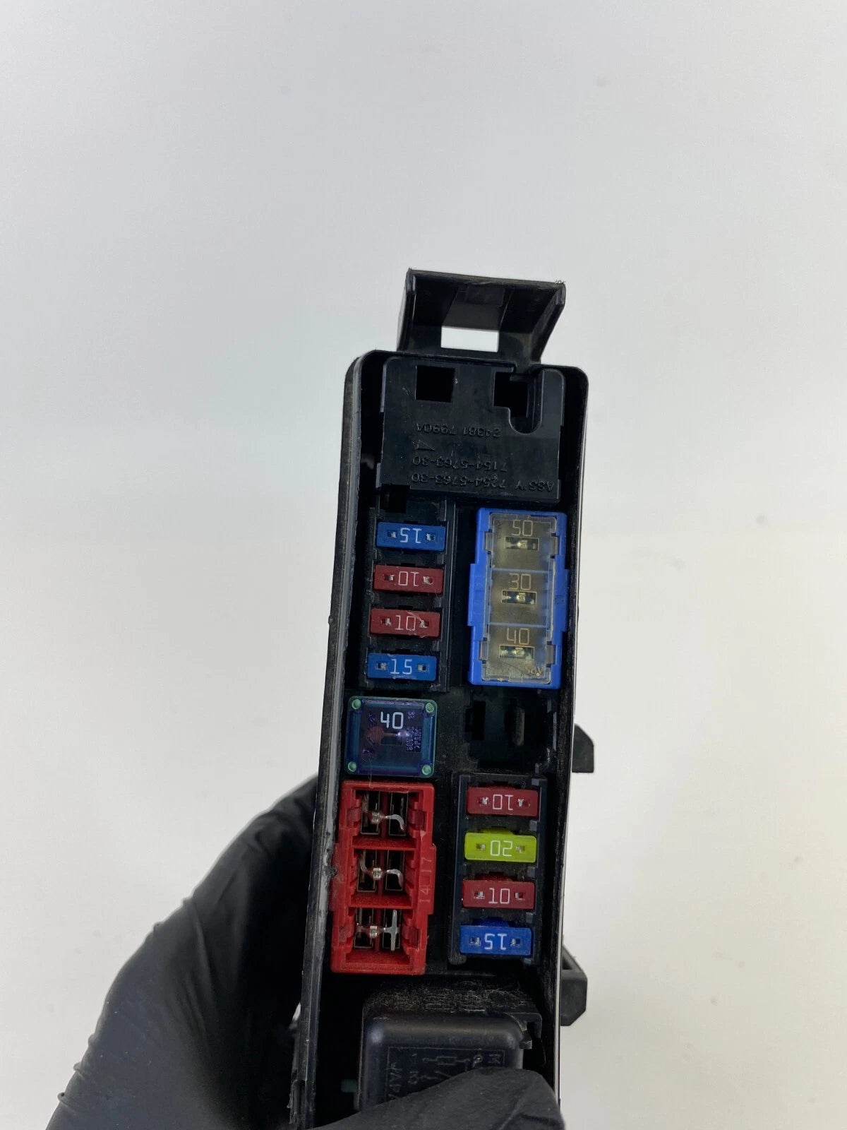 2007 2008 INFINITI G35 3.7L 4WD ENGINE COMPARTMENT FUSE BOX RELAY JUNCTION BLOCK