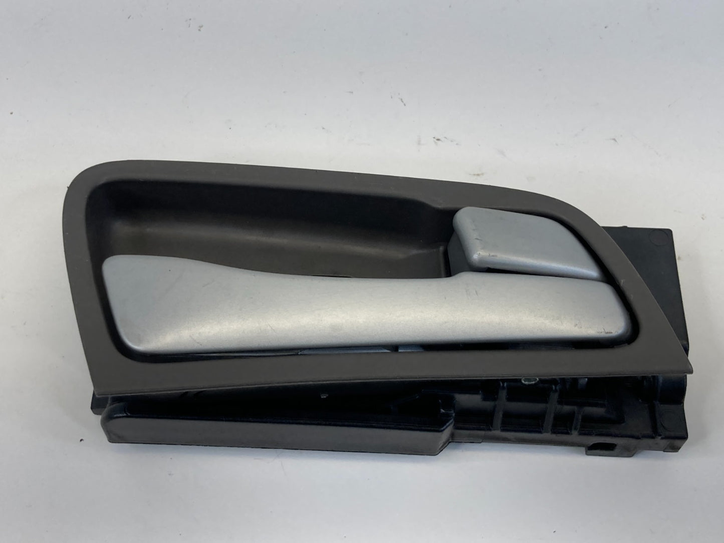 2012-2017 Hyundai Accent Front Right Side Inside Interior Door Handle 82623RB000