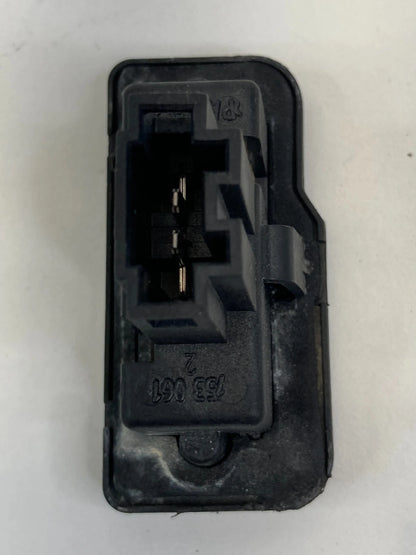 2003-2009 MERCEDES-BENZ E320 REAR TRUNK LICENSE PLATE LIGHT LAMP A2038200256